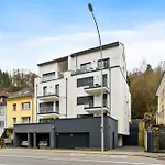 Elegant Comfort Modern Apartment In Limpertsberg